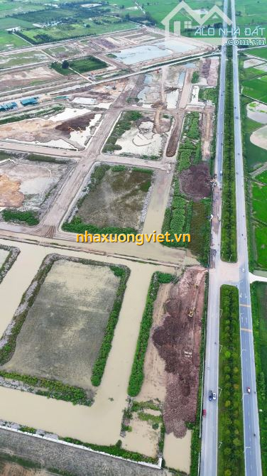 Bán 2000 m2 Cụm CN Tân Ước Thanh Oai giá 9 tr/ m2