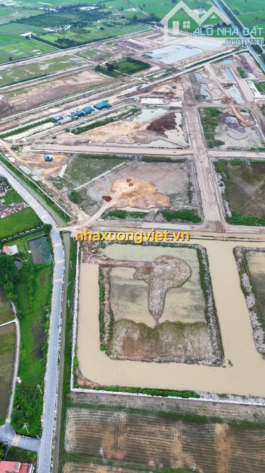 Bán 2000 m2 Cụm CN Tân Ước Thanh Oai giá 9 tr/ m2