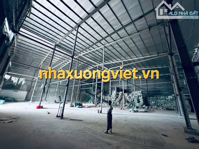 Nhà xưởng 1300m2 độc lập tại Phú Nghĩa,cạnh mặt đường QL6.Đầy đủ cơ sở hạ tầng.Giá 45k/m2