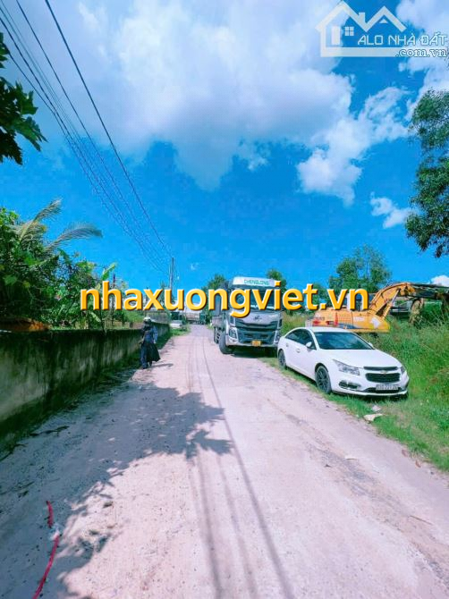 XT517 Cho thuê xưởng 800m2 ngay đường 13 KCN Amata gần ga xe lửa Hố Nai - Giá chỉ 15tr / T