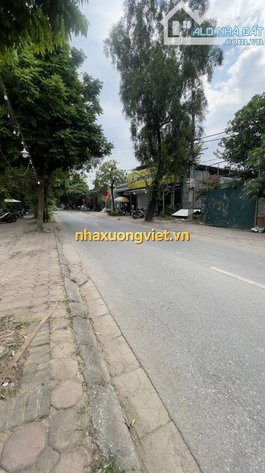 ***Cho thuê kho, mặt bằng kinh doanh 400m2 tại phú diễn.