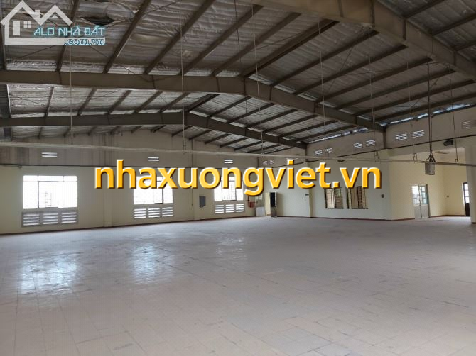 - CHO THUÊ NHÀ XƯỞNG 840m2 với 29tr 350M2 16tr HẾT HẠN HỢP ĐỒNG TẠI QUẬN 12.