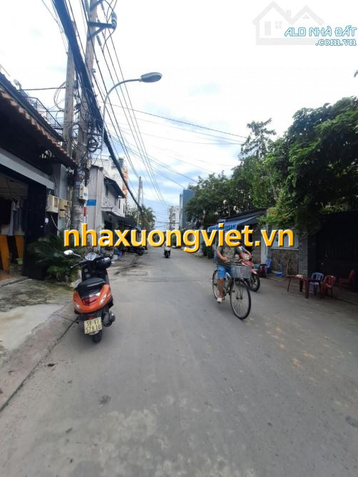 Quang Trung, Gò Vấp, 2260m2, dòng tiền 100 tr, phù hợp xây dựng công trình lớn, giá 72 tỷ