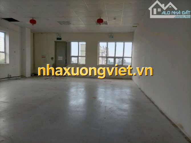 Bán xưởng mặt đường Ngọc Hồi DT 2000m2, MT 40m, Giá 85 tỷ