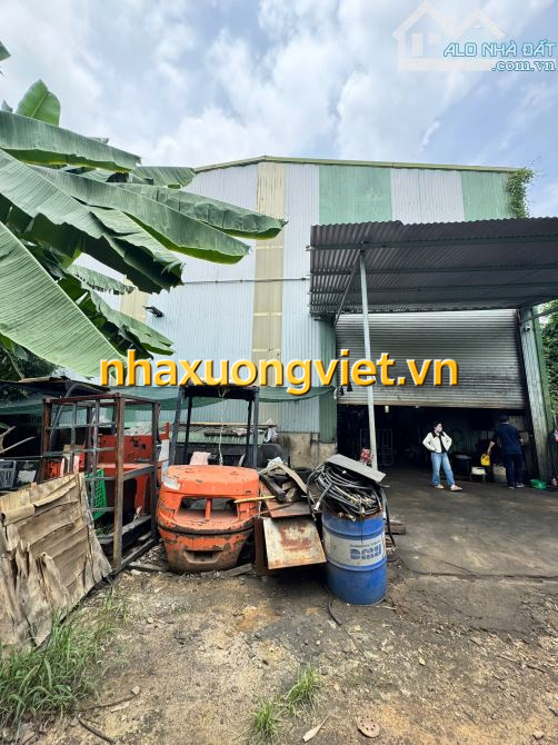 Mặt Tiền Quốc Lộ 51 2700m2 Sổ Riêng 610m2 Thổ Cư Nhà Xưởng 1000m2 Kiên Cố