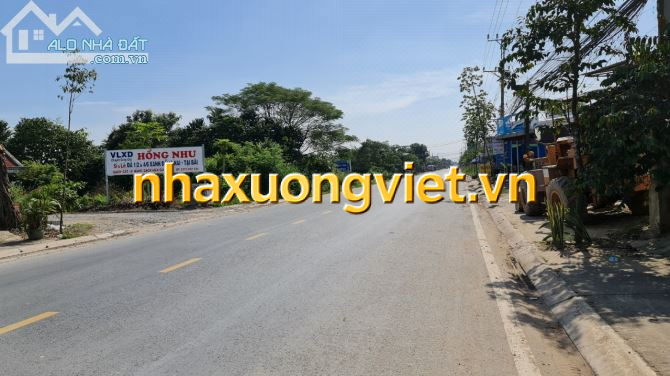 bán đất SKC 50x80m mặt tiền nhựa xã Đức Lập Hạ, Đức Hòa, Long An giá 22 tỷ.