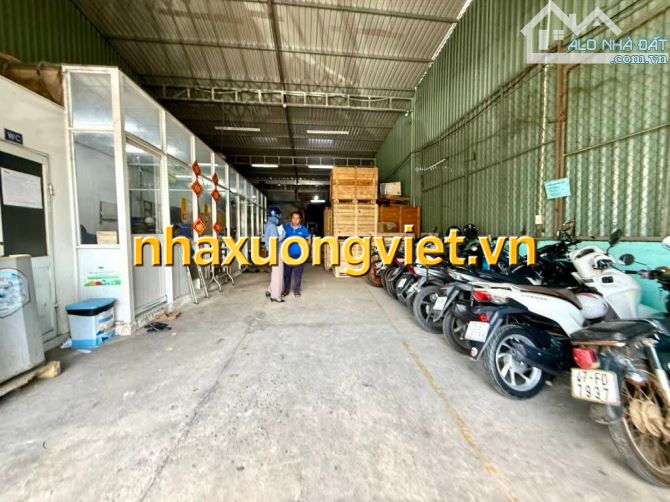 Bán nhà xưởng mặt tiền Tân Thới Hiệp Quận 12, 400m, 8x50m, 28,5 tỷ
