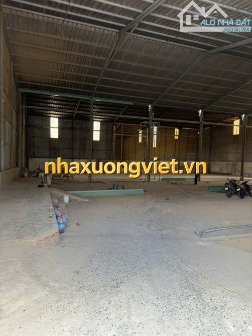 Cho thuê xưởng Thuận An gần QL13 1400m/60tr đường cont điện hạ bình