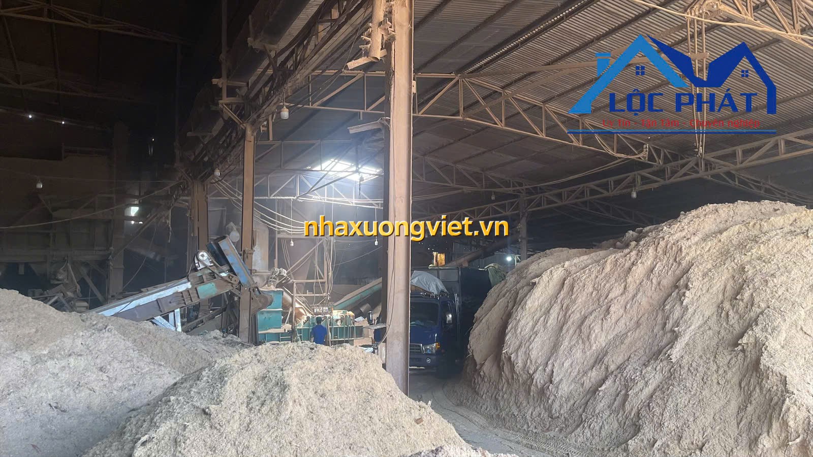 Bán xưởng gần 2500m2 phường Hố Nai, Đồng Nai  chỉ 24 tỷ