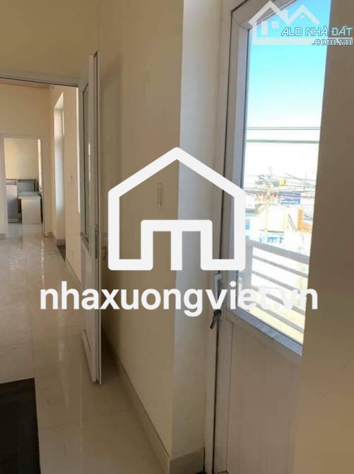 Cho thuê kho xưởng DT 350m, gần Cầu Niệm công vào được