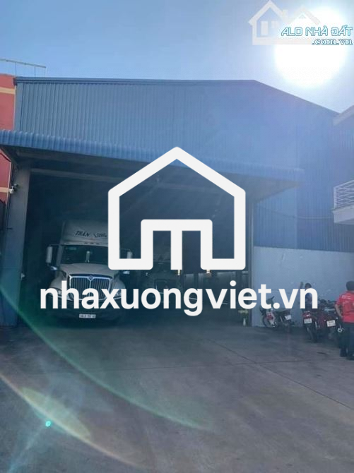 Cho thuê kho xưởng DT 350m, gần Cầu Niệm công vào được