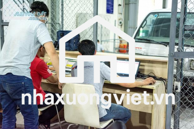 Diện tích Thuê Kho Lớn Nhỏ tại Khu TP.HCM Có Ô Kệ Để Hàng Sỉ Lẻ Thương Mại Điện Tử Mỹ Phẩm