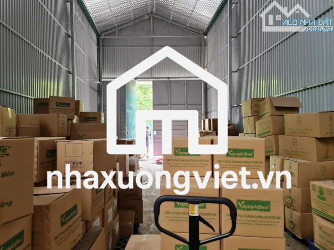 Cho thuê kho 240m2 Vân Côn, mặt Đại Lộ Thăng Long 13tr/tháng