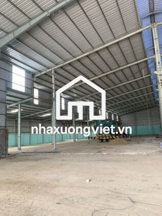 Kho xưởng cho thuê DT 875m2 và 1500m2, gần đầu đường 5, khuôn viên rộng