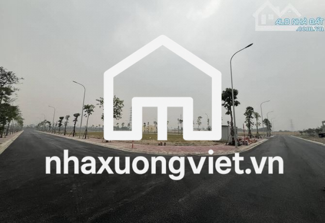 Cần bán kho xưởng 360m2 tại ccn Đông La, sát vd4