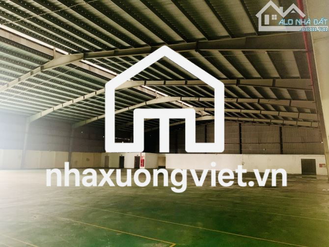 Cho thuê 2300m2 nhà xưởng đối diện cổng B kcn thăng long