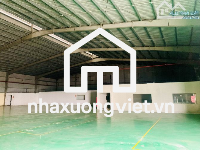 Cho thuê 2300m2 nhà xưởng đối diện cổng B kcn thăng long