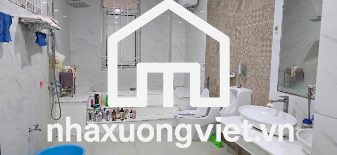 CHO THUÊ VĂN PHÒNG – NHÀ XƯỞNG THỜI TRANG KHÉP KÍN