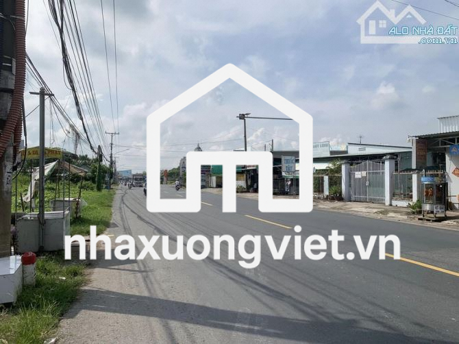 Bán Showroom diện tích lớn xã Bình Hòa, Châu Thành, An Giang