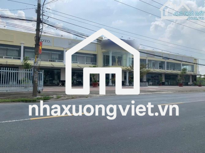 Bán Showroom diện tích lớn xã Bình Hòa, Châu Thành, An Giang