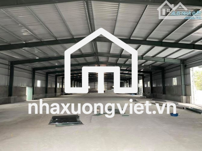 Bán đất mặt đường 5, có sẵn 2000m2 nhà xưởng tiêu chuẩn, trạm điện, phòng cháy