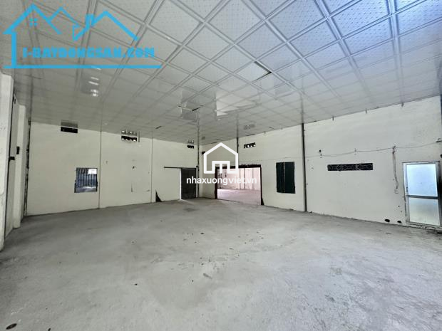 210m nhà xưởng khu vực Lĩnh Nam cần cho thuê, có bãi đỗ xe riêng